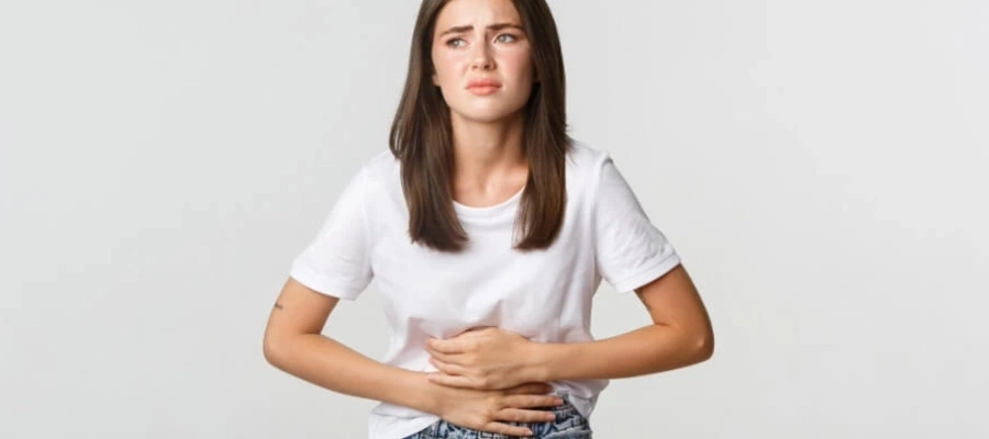 barriga inchada e dura