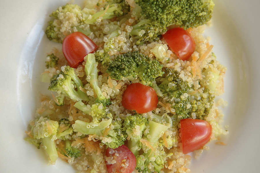 Foto da receita de Salada de quinoa